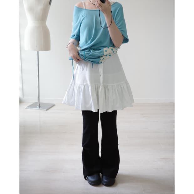  CLUTCH creamy cotton pintuck skirt