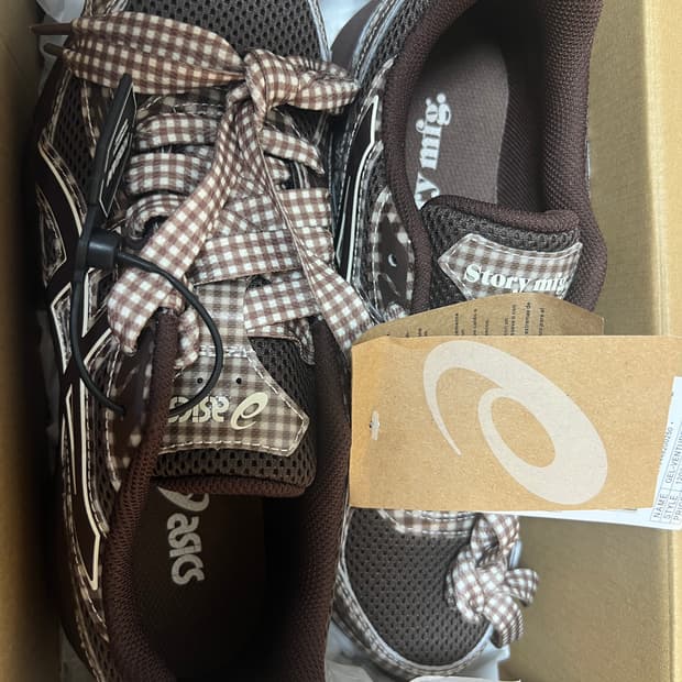 [250] Asics x Story mfg. Gel-Venture 6