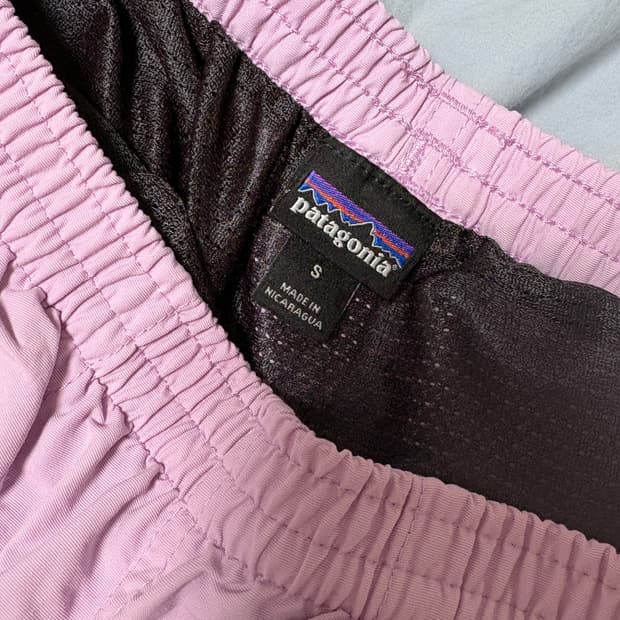 파타고니아 멘즈 배기스 쇼츠 5인치 S-드래곤 퍼플