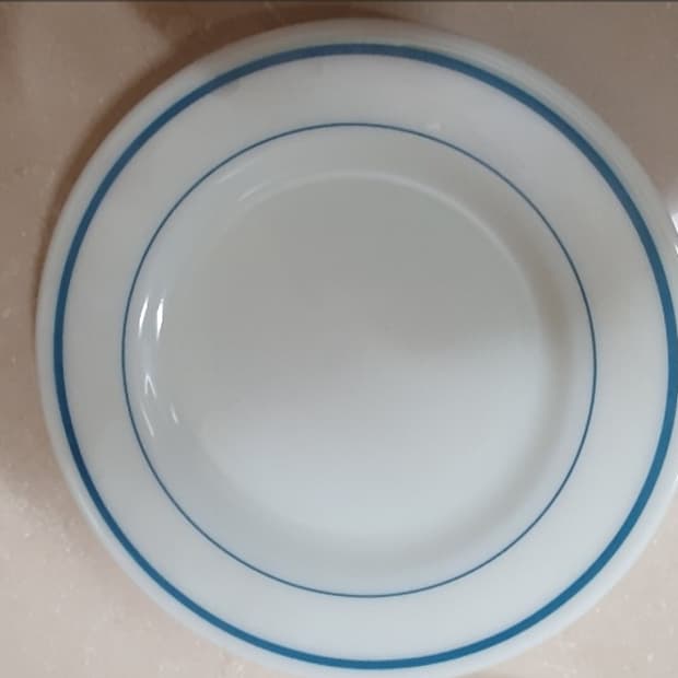 미국 블루밴드 밀크글래스 빈티지 접시(미사용)