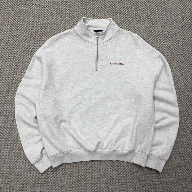 오아이오아이 하프집업 맨투맨 v2335