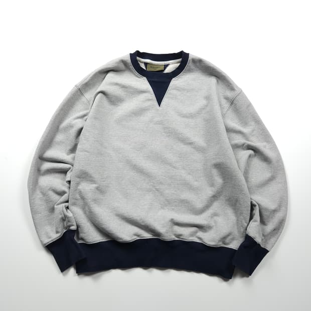유니폼브릿지 투톤 디테일 크루넥 스웻셔츠 (L)