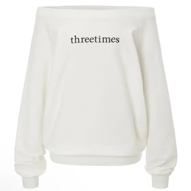 threetimes 쓰리타임즈 로고 오프숄더