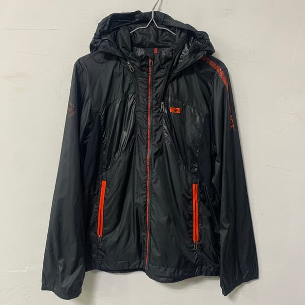(90) K2 블랙 바람막이 후드 자켓