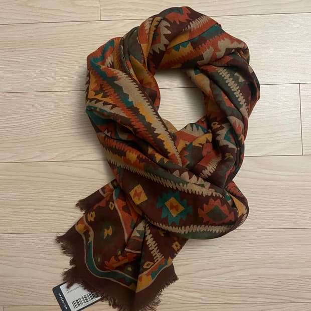 드레익스 울 실크 혼방 스카프