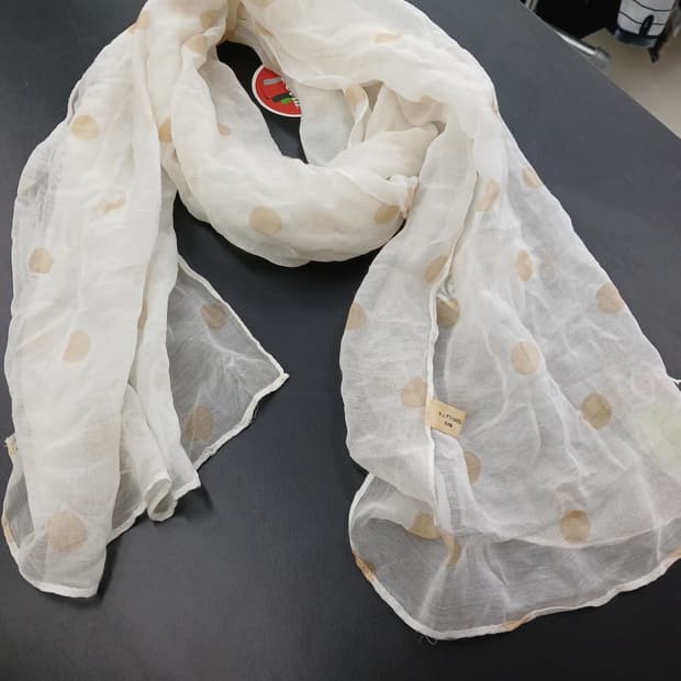 모리걸 땡땡이 스카프 