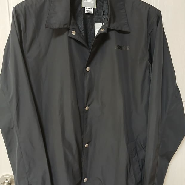 아식스타이거 코치자켓 M 블랙 새상품