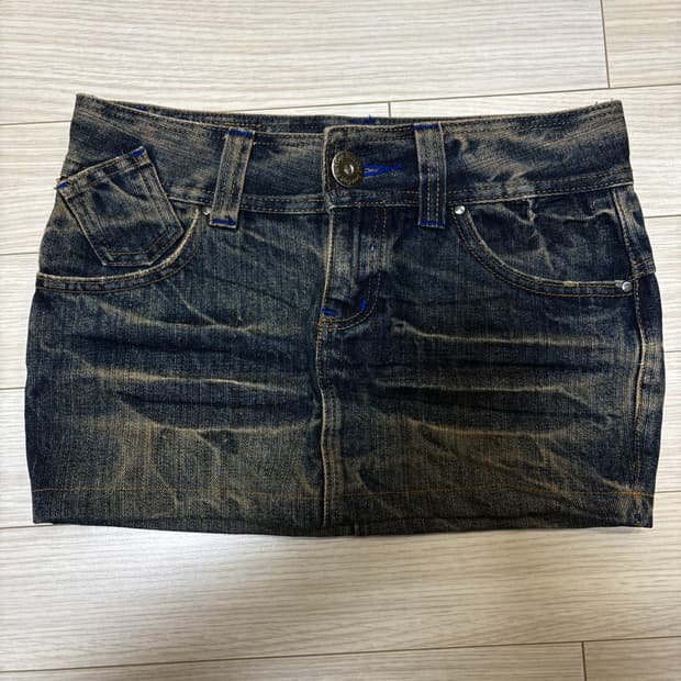 로우라이즈 빈티지 워싱 스커트