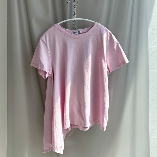 JW ANDERSON X UNIQLO핑크 언발 티셔츠