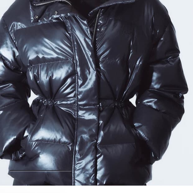 [새상품] JUUN.J 준지 컨버터블 미디 다운 점퍼 블랙 25FW