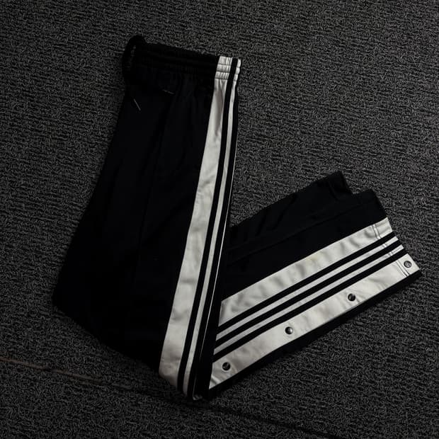 아디다스 아디브레이크 사이드 스냅버튼 블랙 트랙팬츠 1533