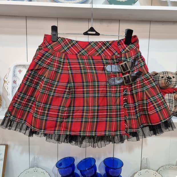 Tralala(트랄라라)  레드 체크 튤프릴 스커트