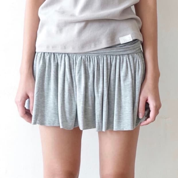 샵페어리 yuzu skirt gray