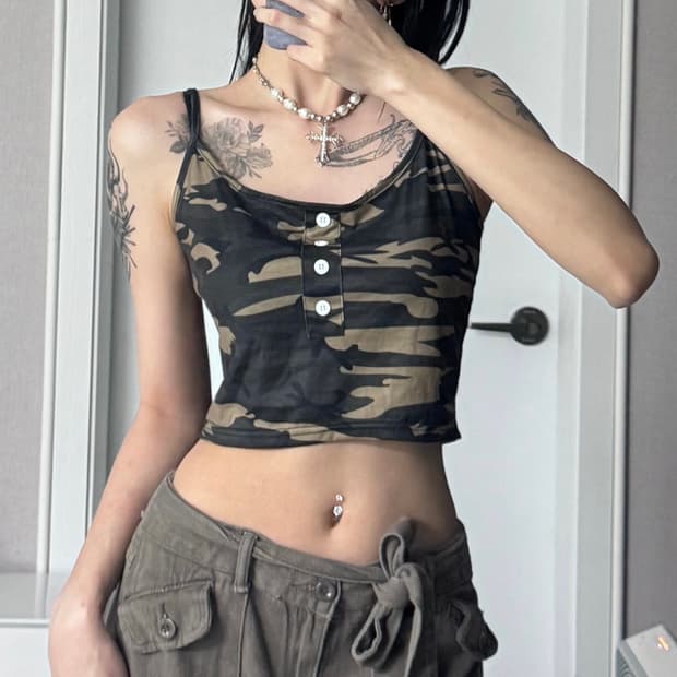 ༒ Camouflage sleeveless