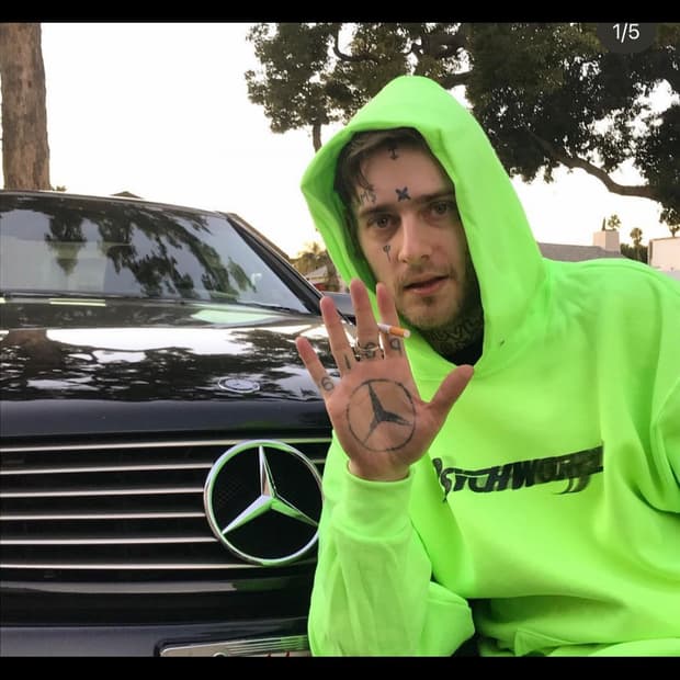 PSYCHWORLD 후드 티셔츠