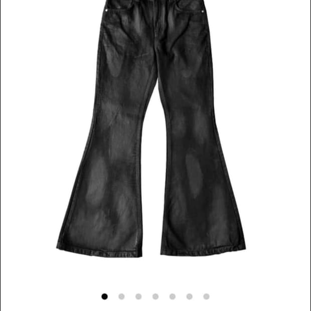 아이필유럭키 왁스 플레어진 구합니다 (L)