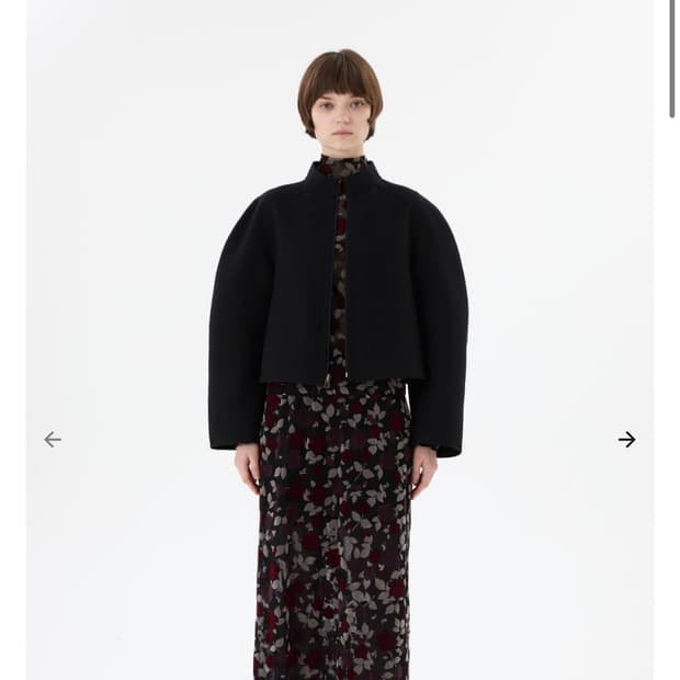 구해요) 아모멘토 플로럴 스커트