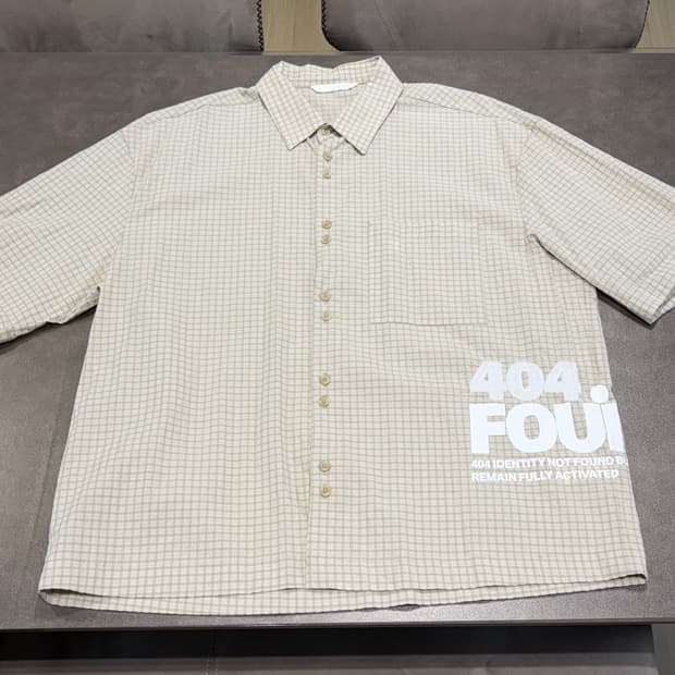 자라 텍스트 프린트 반팔 체크셔츠