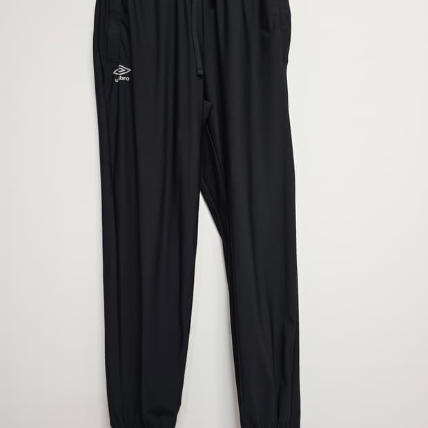 엄브로 블랙 트레이닝 여름바지 조거팬츠 m