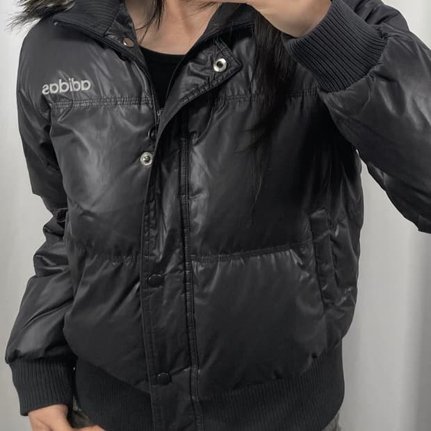 아디다스 블랙 패딩