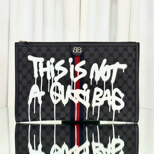 [전세계300개한정판]발렌시아가 구찌 해커프로젝트 클러치