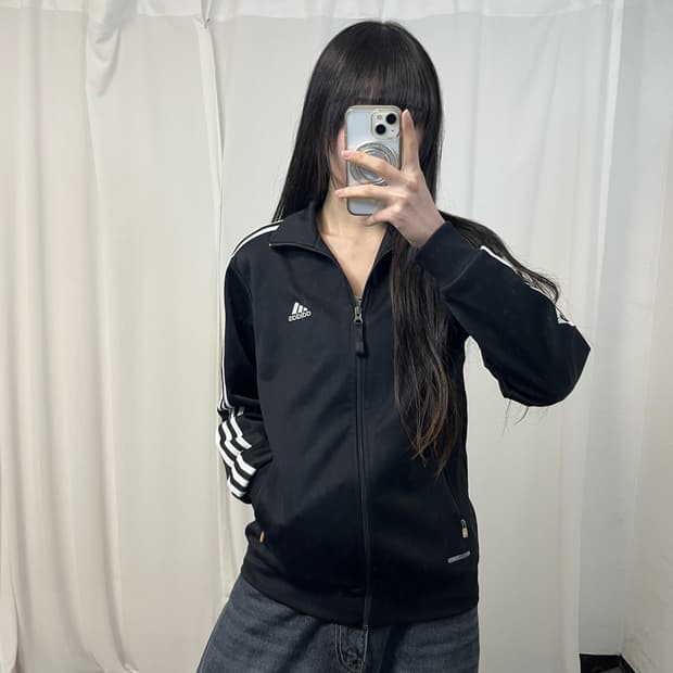 Adidas black jersey