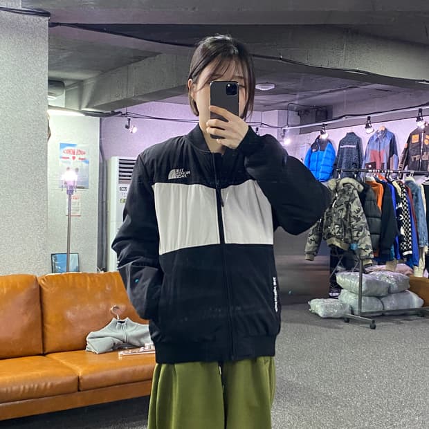 노스페이스 배색 다운 봄버 자켓 B2967