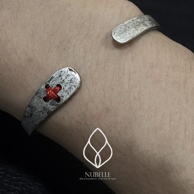🌗 Red stitch bracelet / 엔틱 레드 스티치 실버 팔찌