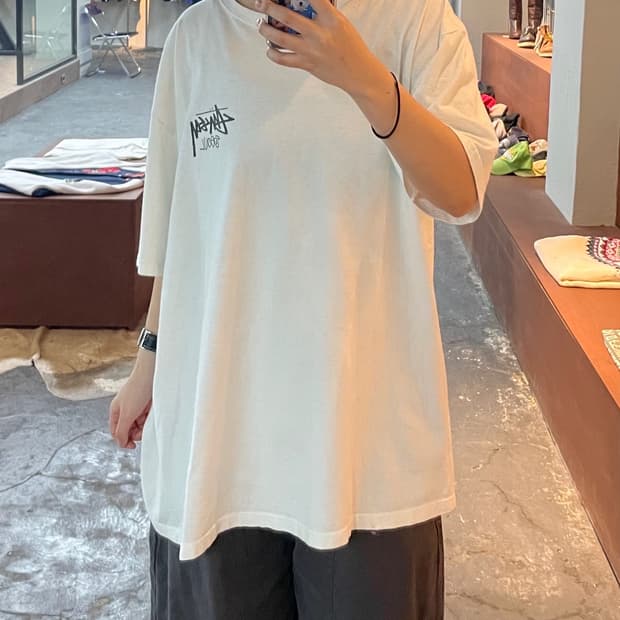 스투시 서울 화이트 반팔 H260