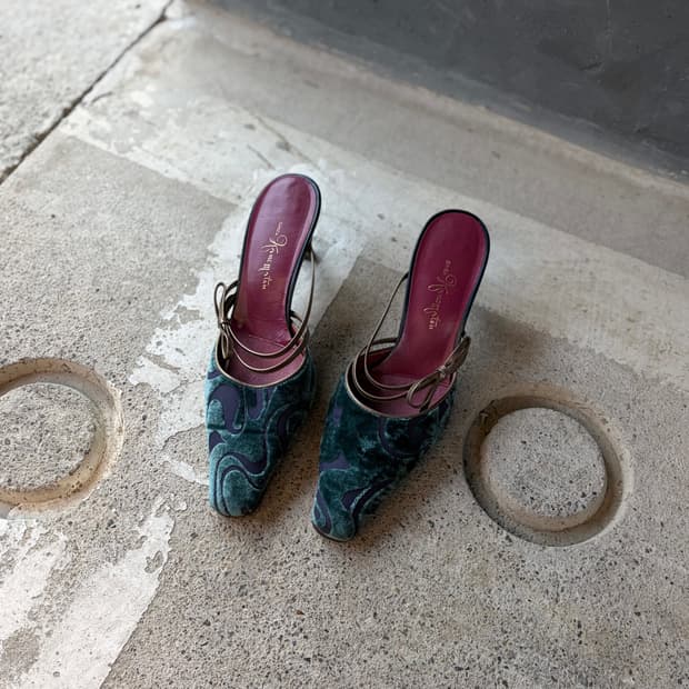 velvet pattern mule heel 
