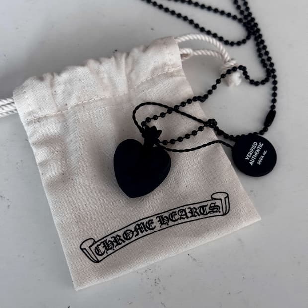 rubber heart silicon necklace 실리콘 목걸이