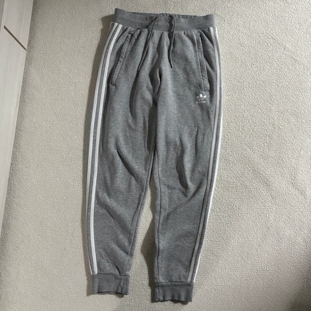 아디다스 파이어버드 그레이 삼선 츄바 트레이닝 조거팬츠
