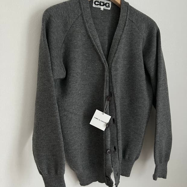 Cdg 꼼데가르송 브이넥 스쿨룩 가디건 L