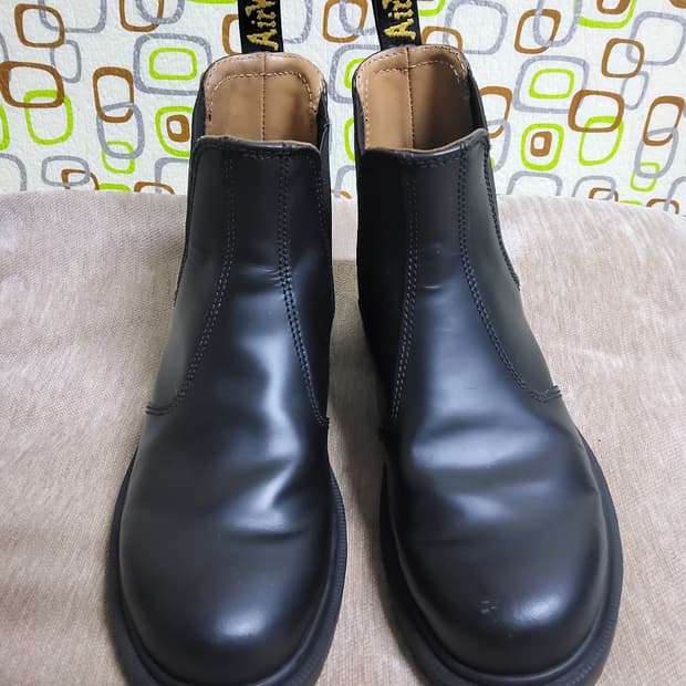 닥터마틴 2976첼시 부츠 240사이즈 