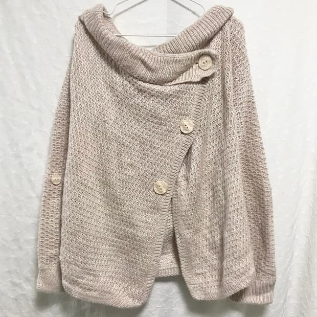 빈티니 니혼진 너드 사선 버튼 드레이프 오프숄더 가디건