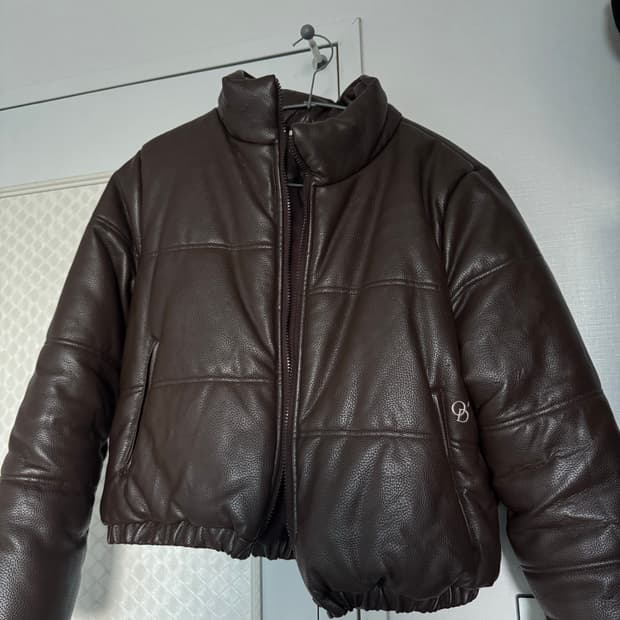 오도어 레더패딩 브라운