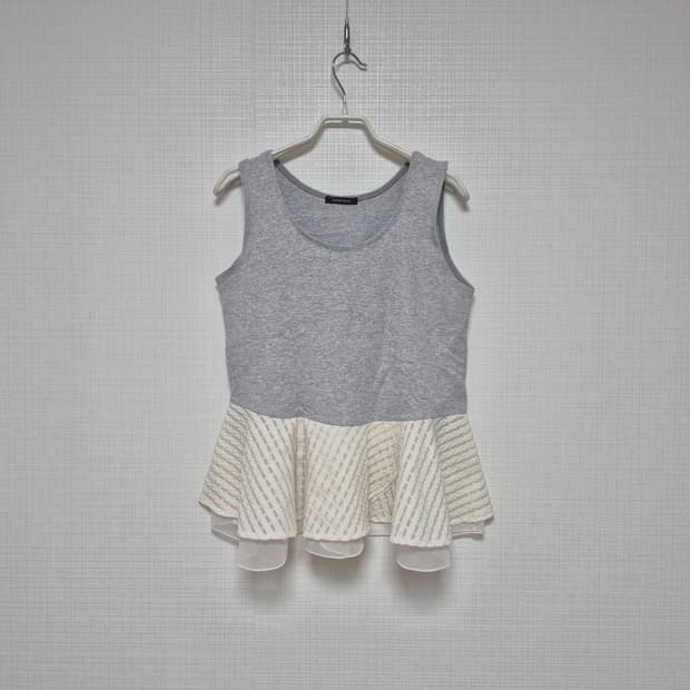 Rosebud 히메카지 이중후릴 탱크탑 그레이