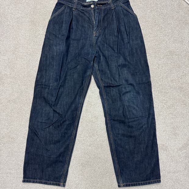 투턱 와이드 청바지