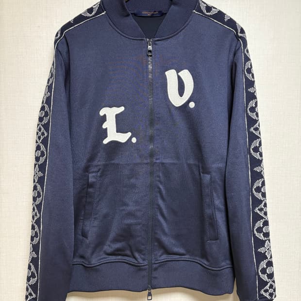 [L/새상품급] 루이비통 모노그램 사이드로고 플라워 집업 자켓