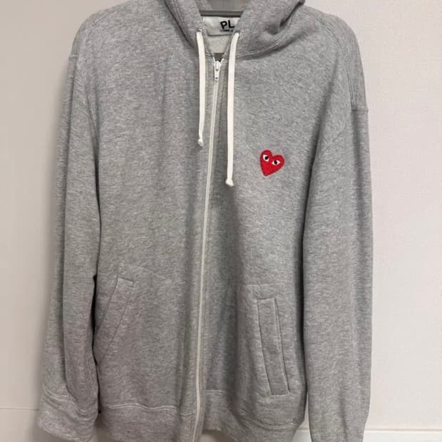 꼼데가르송 후드집업