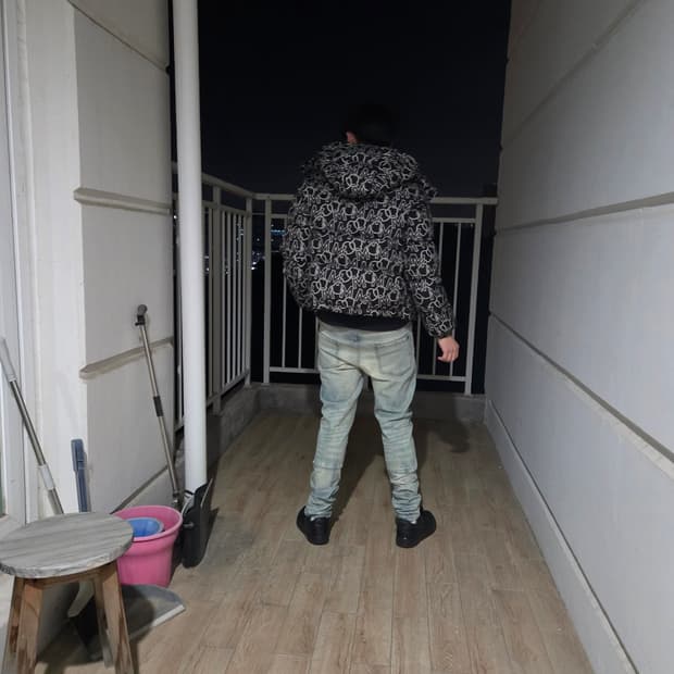 몽클레어 로고 패턴 패딩 2사이즈 정품