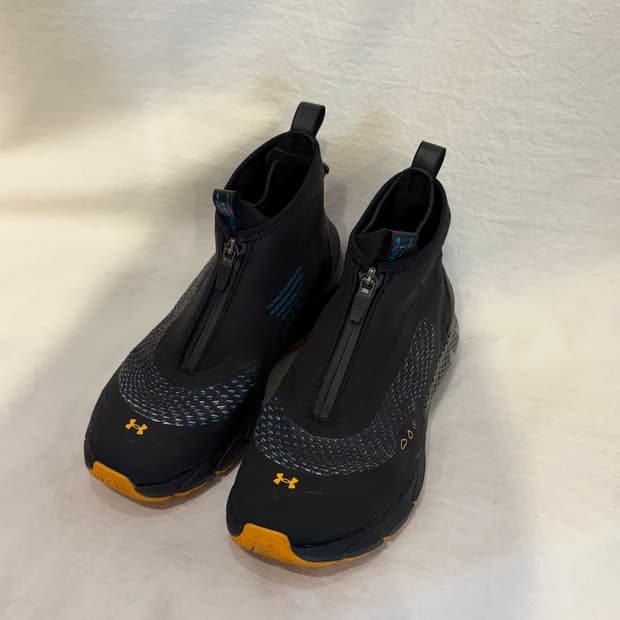 언더아머 호버 펜텀2 운동화