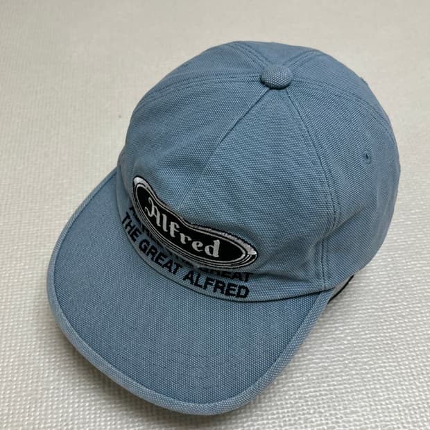 알프레드 오발로고캡 