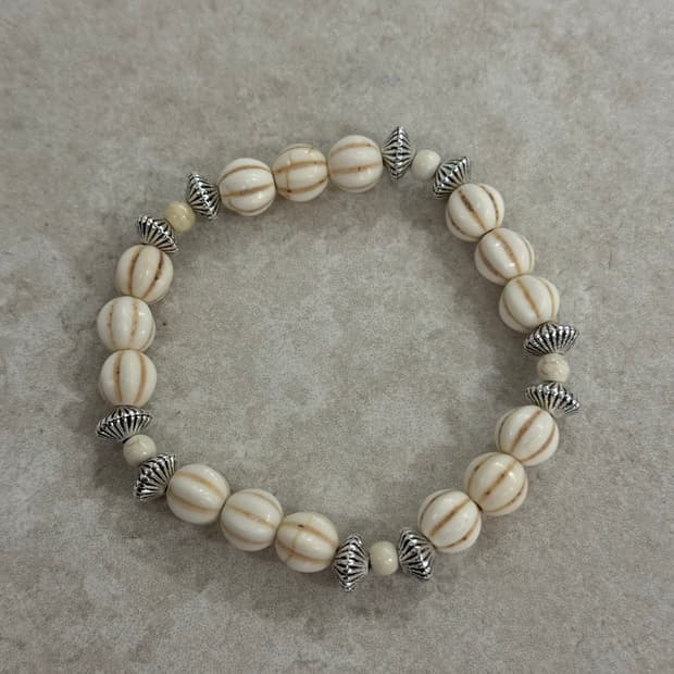 산호석 실버 포인트 팔찌