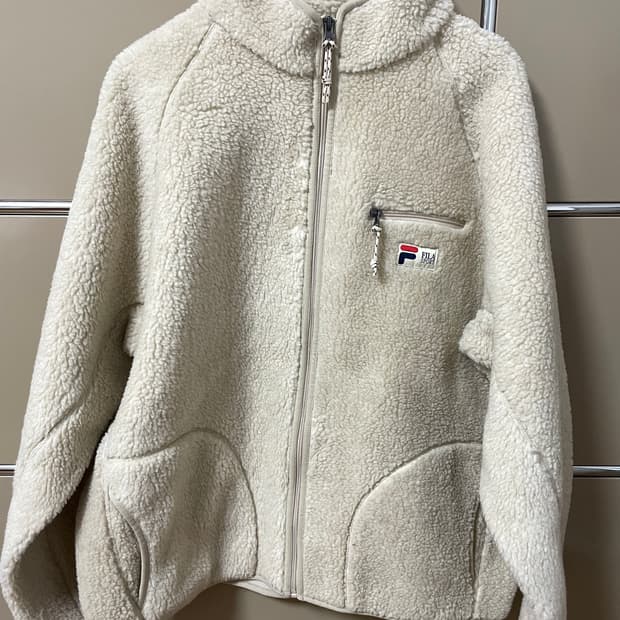 휠라 뽀글이 집업