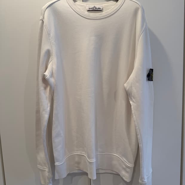 스톤아일랜드 맨투맨