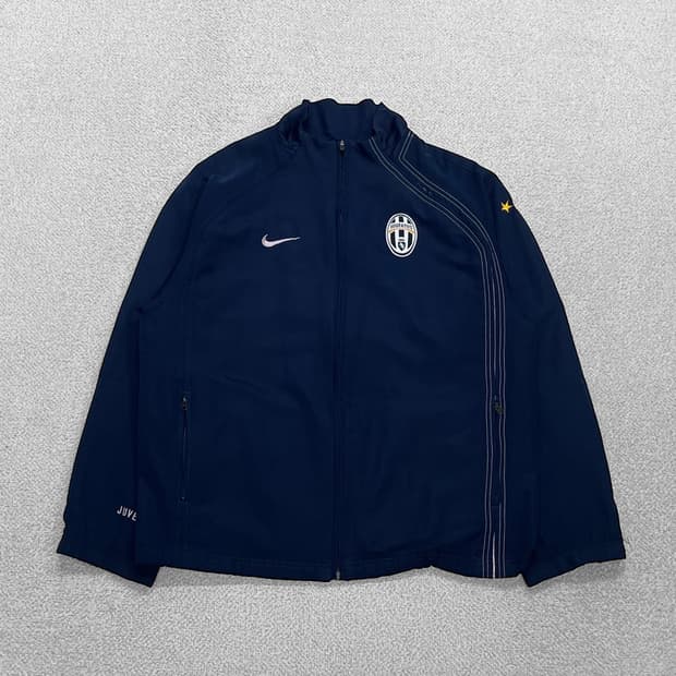 나이키 00s 유벤투스 핑크 스우시 바람막이 자켓