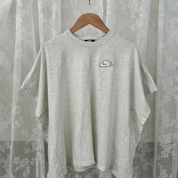 S) 나이키 오버사이즈 반팔 티셔츠 오트밀