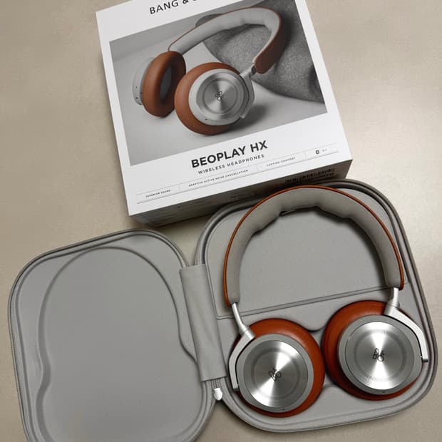 뱅앤올룹슨 베오플레이 HX Timber 헤드폰