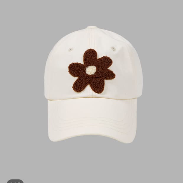 더뮤지엄비지터 Bookle flower ballcap (Ivory)